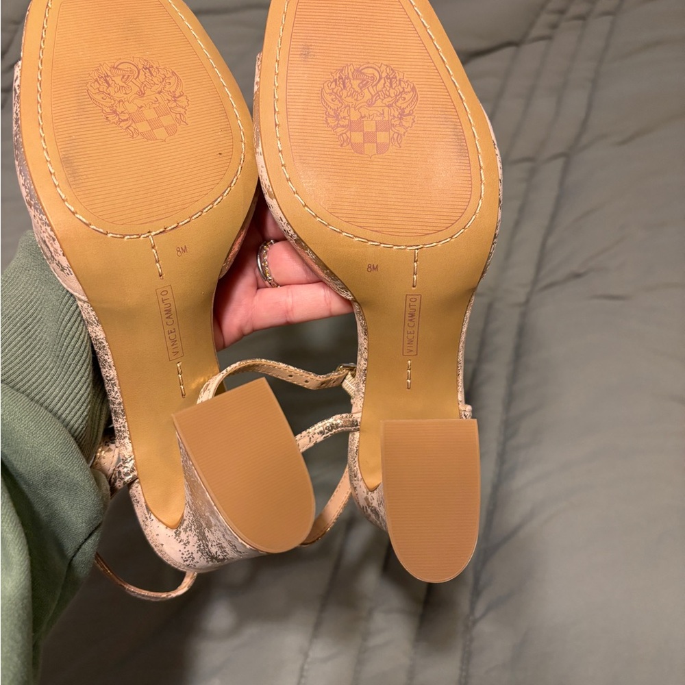 Vince Camuto Roellan Ankle strap sandal - Picture 4 of 4